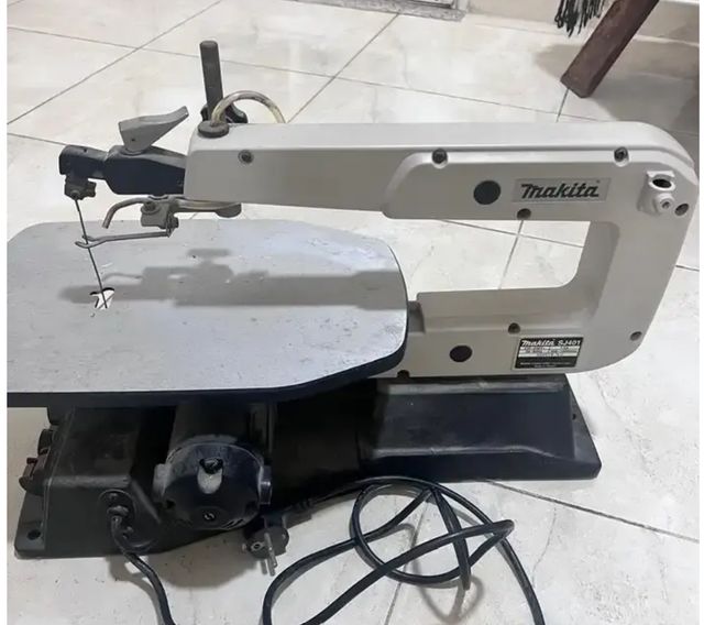 Makita SJ401 Scroll Saw, 16 in (Used)